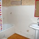 Les Pins Ensoleilles-6 By Interhome