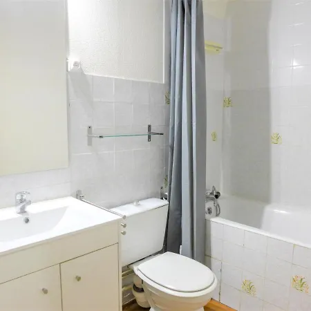 Les Pins Ensoleilles-6 By Interhome Apartamento