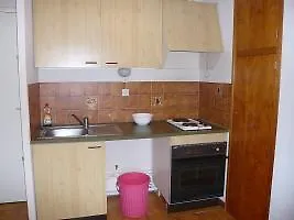 Apartamento Les Pins Ensoleilles-6 By Interhome *