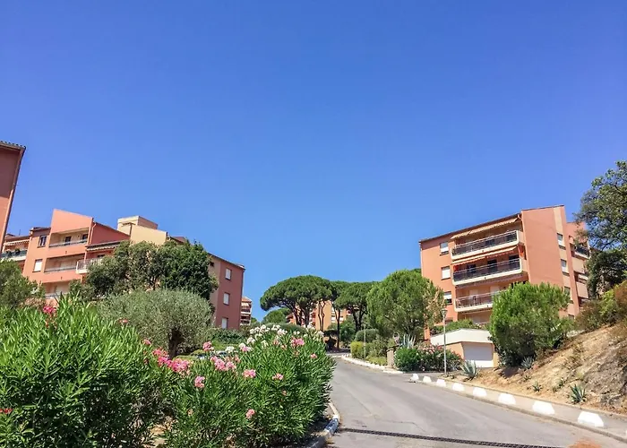 Les Pins Ensoleilles-6 By Interhome アパート *